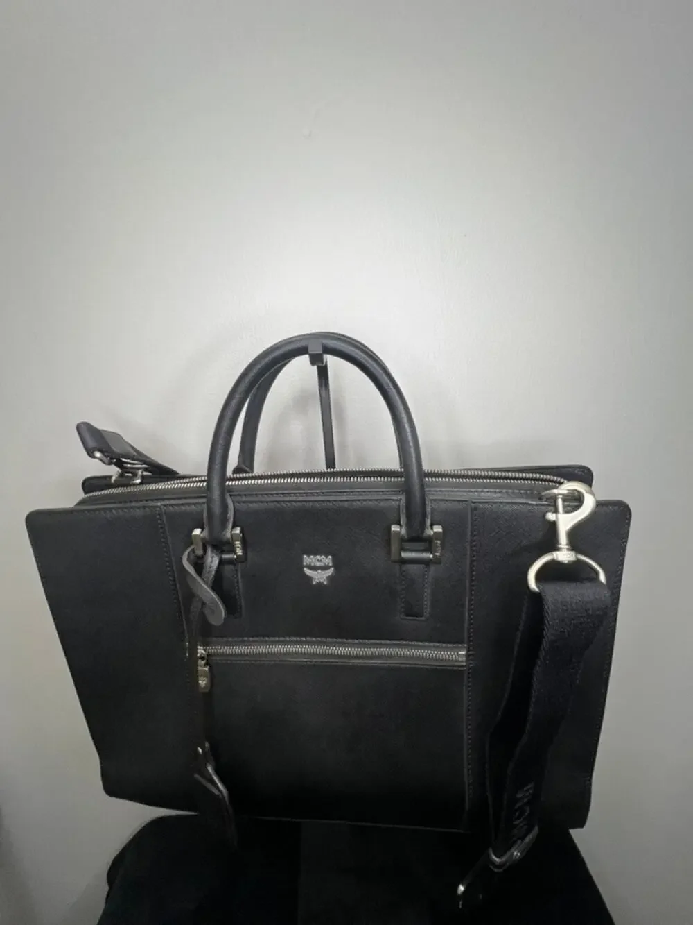 MCM Black Saffiano Leather Business Briefcase Laptop Tote Shoulder Bag Korea